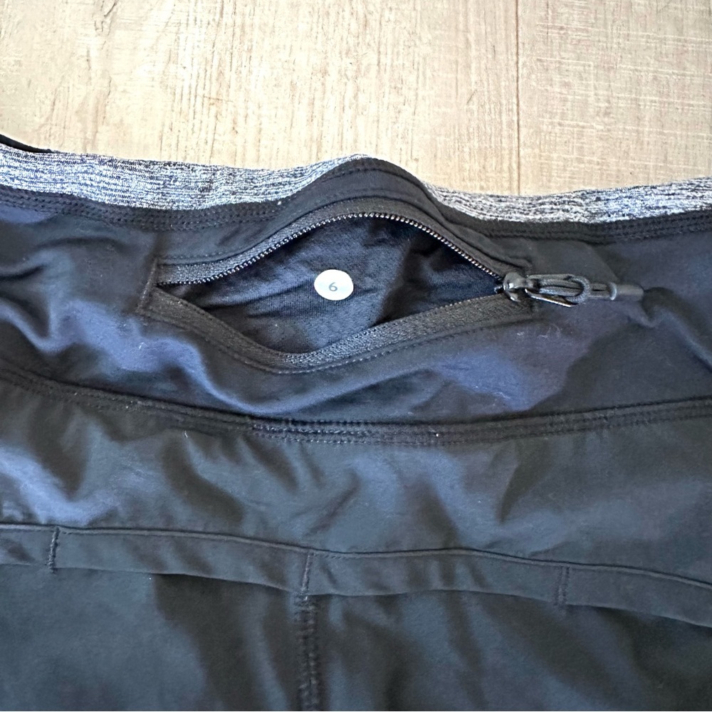 LULULEMON RUN TIME SHORTS - Picture 3 of 4